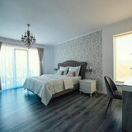 Viktoria With Private Pool, Barbecue, Gym, Children's Playground Krivodol