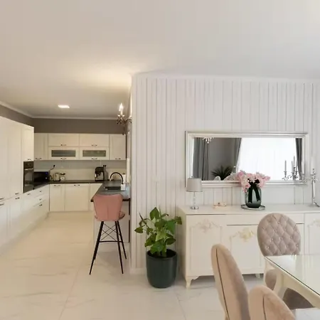Viktoria With Private Pool, Barbecue, Gym, Children's Playground Krivodol