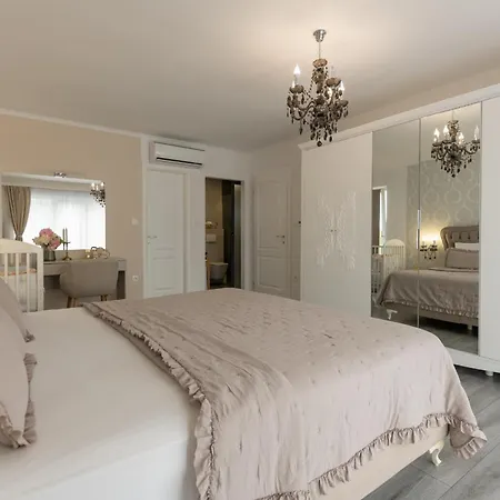 Vila Viktoria With Private Pool, Barbecue, Gym, Children's Playground Krivodol